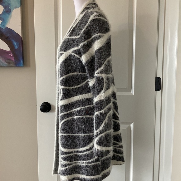 Alfani small open long cardigan black and white - Picture 9 of 14
